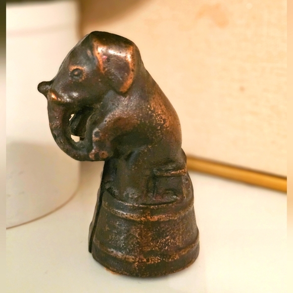 Farmhouse Antique Cast Iron Elephant on Bench Coin Bank - Picture 3 of 5